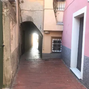 https://house-adriano-by-holiday-world.hotelitalianriviera.com