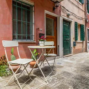 https://biennale-garden-art-architecture-venue.hotelslidodijesolo.com